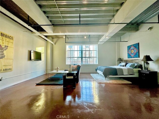 312 W 5th St, Unit 1105 in Los Angeles, CA - Building Photo - Building Photo