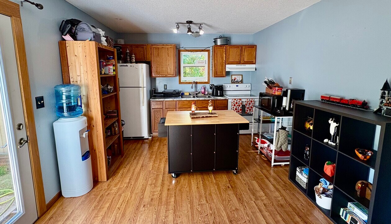 2916 Youngdale Ave, Unit Unit B in La crosse, WI - Building Photo