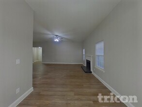 1725 Josie St in Charlotte, NC - Building Photo - Building Photo