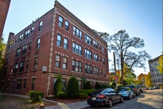 Lothian in Brighton, MA - Foto de edificio - Building Photo