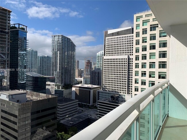 property at 950 Brickell Bay Dr