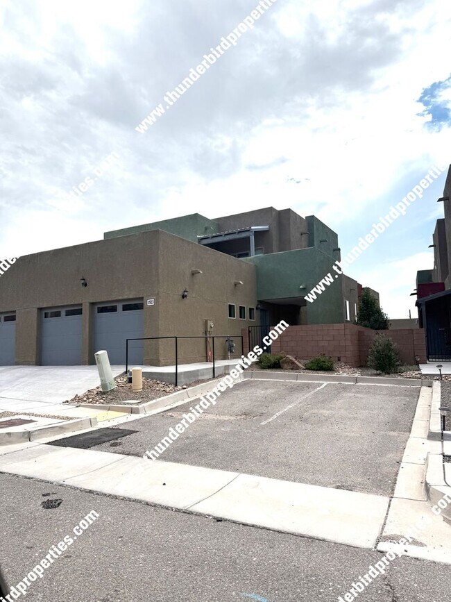 1523 Borrego Dr SE in Albuquerque, NM - Building Photo - Building Photo