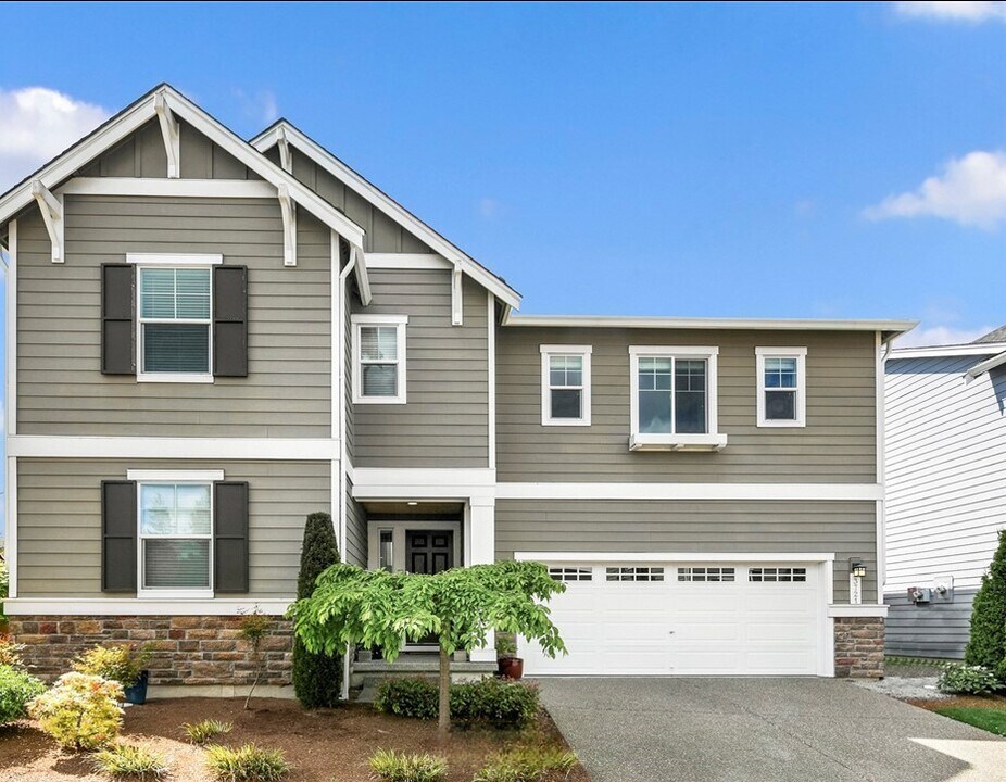 3721 195th Pl SE in Bothell, WA - Foto de edificio