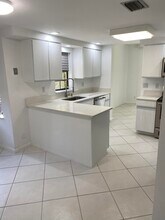 7714 La Mirada Dr in Boca Raton, FL - Building Photo - Building Photo