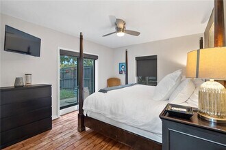 425 NE 25th St, Unit 3012 in Wilton Manors, FL - Building Photo - Building Photo