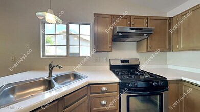 12690 N Bandanna Way in Oro Valley, AZ - Building Photo - Building Photo