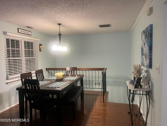 182 Tulip Ln in Freehold, NJ - Building Photo - Building Photo