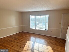 307 Willowbrook Ct in Winchester, VA - Building Photo