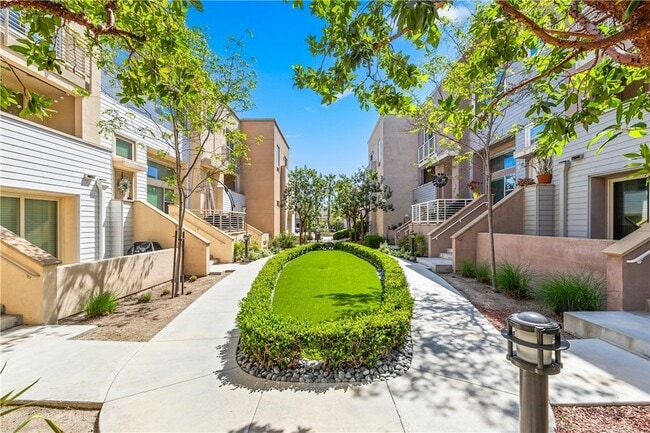 664 Colorado Cir in Carson, CA - Building Photo - Building Photo