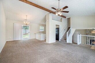 6444 Eastbriar Dr in Lithonia, GA - Building Photo - Building Photo