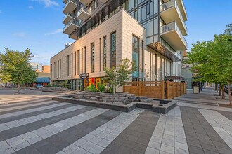 1010-1016 6 St SW in Calgary, AB - Building Photo - Building Photo