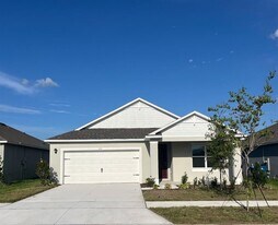 231 Taylor Grvs St in Lake Wales, FL - Building Photo