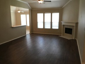 1016 Brazos Ct in League City, TX - Building Photo - Building Photo