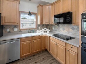 9630 Independence Cir in Chanhassen, MN - Foto de edificio - Building Photo