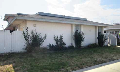 709 N E St in Lompoc, CA - Building Photo