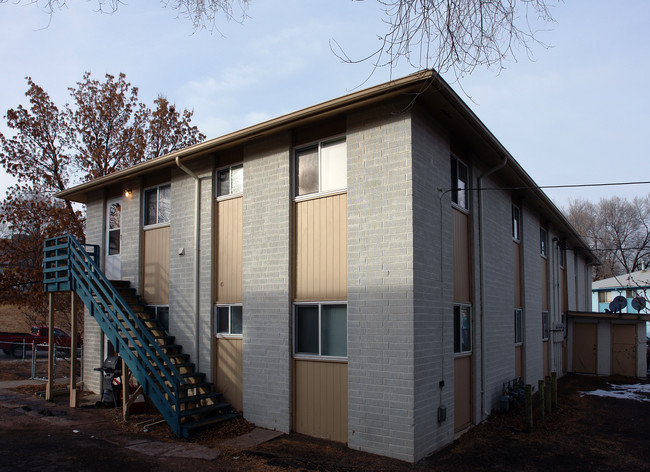 2625 N Chestnut St in Colorado Springs, CO - Building Photo - Building Photo