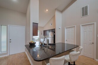 182 April Point Dr N in Montgomery, TX - Building Photo - Building Photo