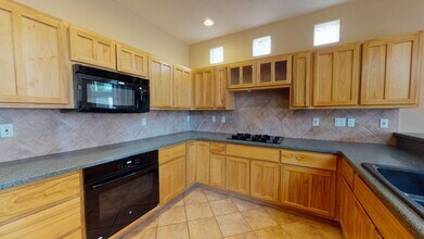 12609 Sandia Ridge Pl NE in Albuquerque, NM - Building Photo - Building Photo