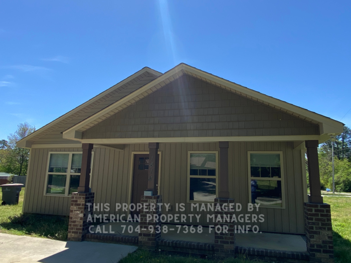 1418 Ontario Dr in Kannapolis, NC - Building Photo