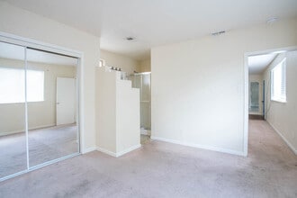 1846 Henry Cir SW in Albuquerque, NM - Building Photo - Building Photo