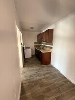 1117 S Norton Ave in Los Angeles, CA - Building Photo