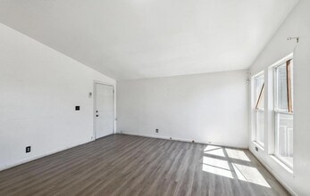2239 48th Ave in Oakland, CA - Building Photo - Building Photo