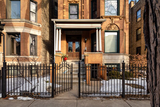 3621 N Wilton Ave in Chicago, IL - Building Photo - Building Photo