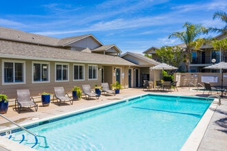 The Willows in Davis, CA - Foto de edificio - Building Photo