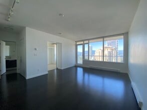 6333 Silver Av in Burnaby, BC - Building Photo - Building Photo