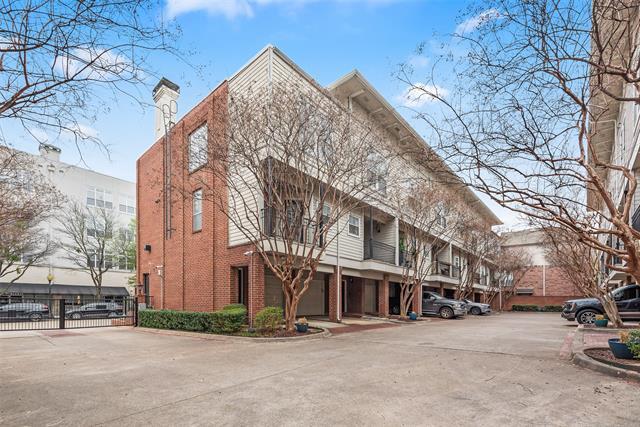 2902 State St in Dallas, TX - Building Photo