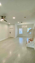 10850 NW 82nd Terrace in Doral, FL - Building Photo - Building Photo