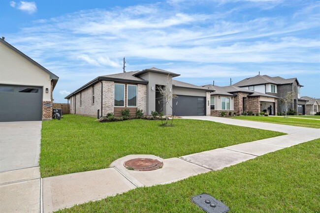 22607 Petrizzi Ln in Katy, TX - Foto de edificio - Building Photo