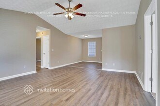 194 Valley Dr in Stockbridge, GA - Building Photo - Building Photo