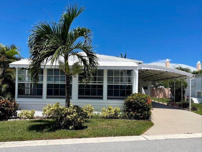 property at 400 N Hwy A1A
