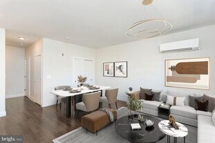 319 W Franklin St in Baltimore, MD - Building Photo