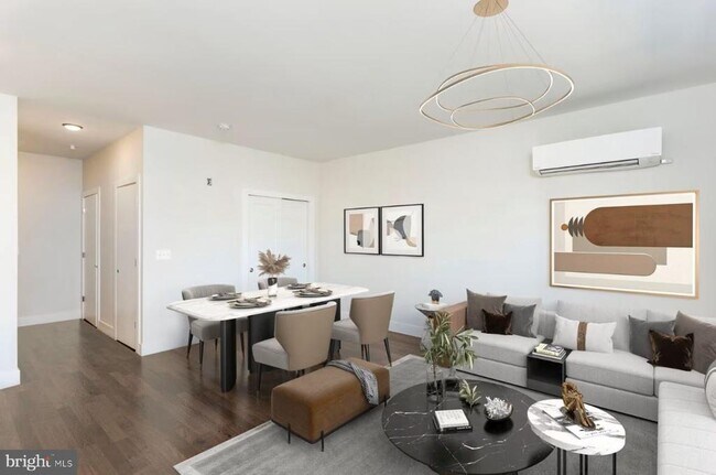 319 W Franklin St in Baltimore, MD - Building Photo - Building Photo