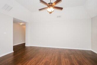 9450 Eckley Pl in Cordova, TN - Foto de edificio - Building Photo