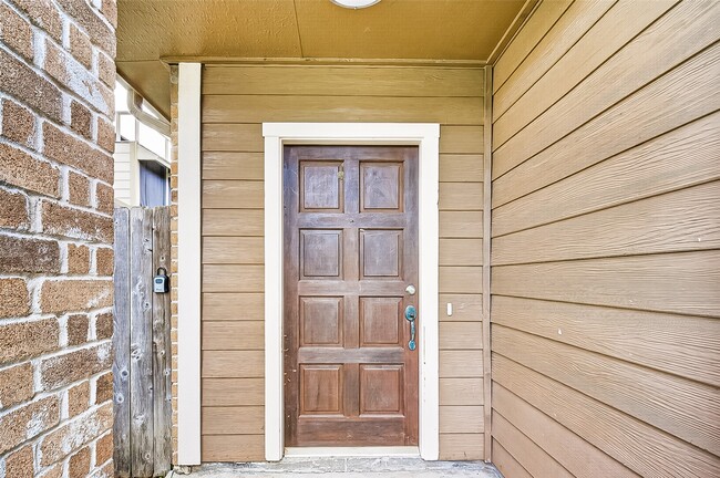 12403 Meadow Ridge Dr