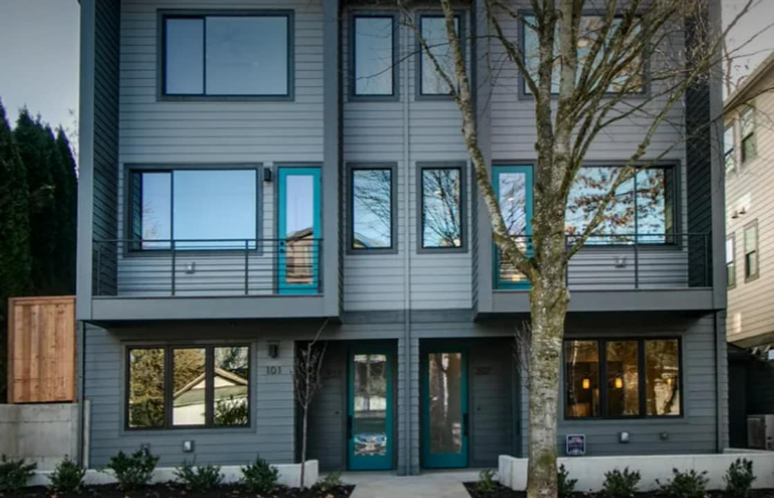 601 SE Spokane St in Portland, OR - Building Photo