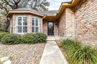 6711 Morning Shadow Ln in San Antonio, TX - Building Photo - Building Photo