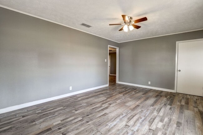 4210 Olive St in Texarkana, TX - Building Photo - Building Photo