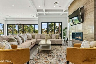 7861 E Vía Marina in Scottsdale, AZ - Building Photo - Building Photo