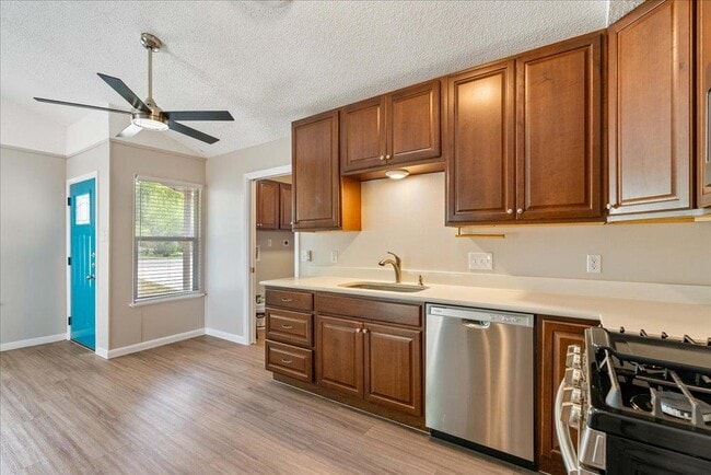 property at 5802 Gloucester Ln