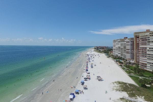 111 177th Ave W in Redington Shores, FL - Building Photo - Building Photo