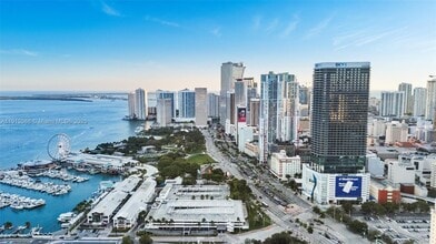 398 NE 5th St in Miami, FL - Building Photo - Building Photo