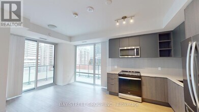 50 Dunfield Ave in Toronto, ON - Building Photo - Building Photo