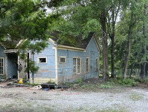 2130 Irwinton Rd in Milledgeville, GA - Building Photo - Building Photo