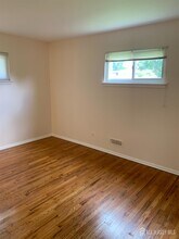 2 Brookside Rd in Edison, NJ - Building Photo - Building Photo