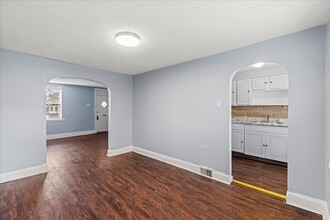 2959 E Octagon Rd in Camden, NJ - Building Photo - Building Photo