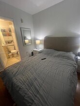 7995 NW 8th St in Miami, FL - Building Photo - Building Photo